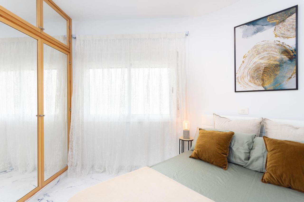 Cozy 1St Sea Line Apartment In The Quiet Area Los Cristianos  Exterior foto